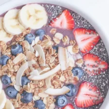 Berry Detox Smoothie Bowl